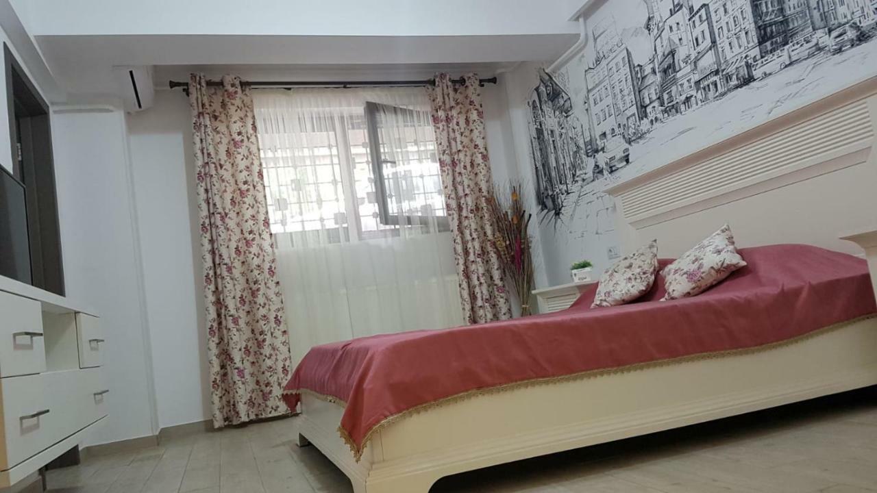 Tina Apartament 2 Κραϊόβα Εξωτερικό φωτογραφία